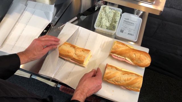 Sandwich baguette jambon fromage chaud de la boulangerie | Culisto® ELLER foodPackaging смотреть онлайн
