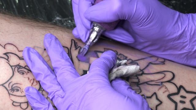 How to Tattoo Videogame Characters With Tiggy | Tattoo Tutorial смотреть онлайн