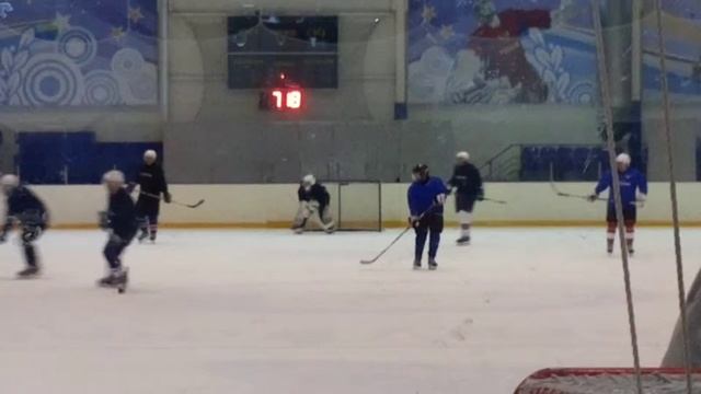 Хоккей . Разминка утром 23 июня 2015 г. смотреть онлайн