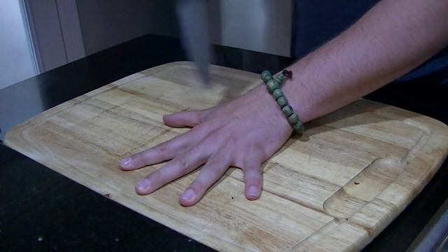 Knife Game Failed Attempt смотреть онлайн