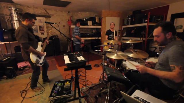 Solar District / Wasted Time (Performance live at the studio) смотреть онлайн