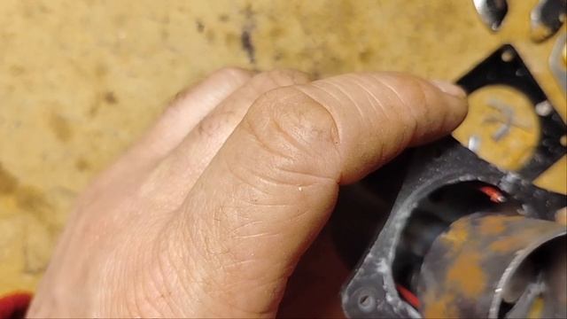 Naprawa Przekaźnika 24V Kilkaset Amper. Czy On Jest Od CASE...