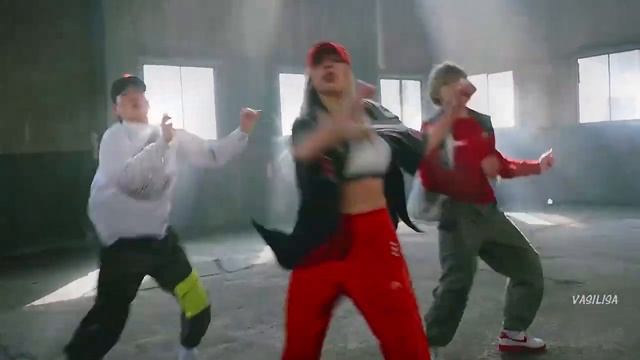 Martik C feat MC Zali Пандамия ЕвТюХиН Mash Up.mp4 смотреть онлайн