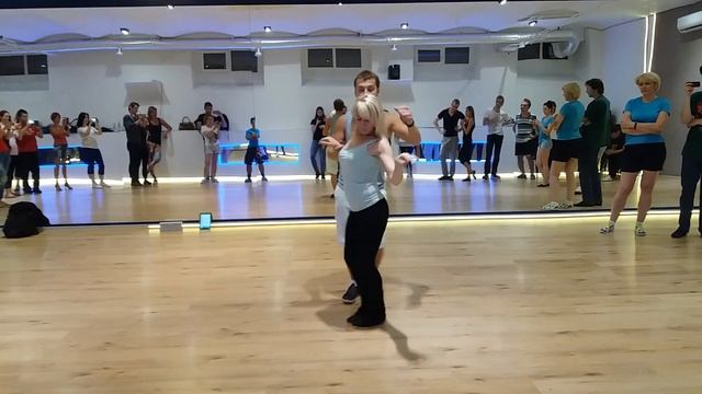 Танцуем! Бачата! Вика и Сергей смотреть онлайн