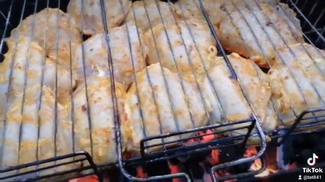 хоть не новый год но отдыхать надо смотреть онлайн