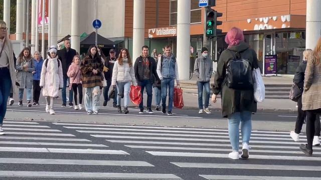 VIVIR en ESTONIA, un país de OPORTUNIDADES смотреть онлайн