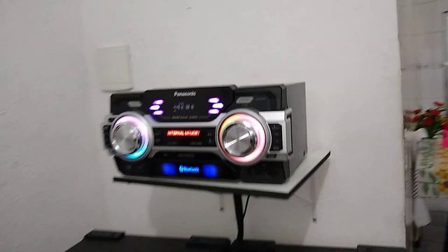 Uma prévia do que está por vir Max 750 vs cm 9740 e Max 3500 vs Samsung HS 6500 смотреть онлайн