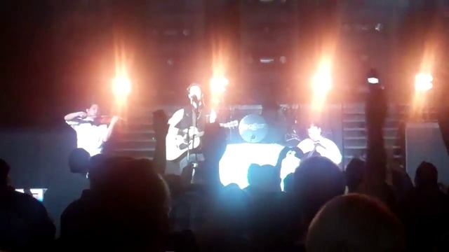 Skillet-Say Goodbye & Yours to Hold смотреть онлайн