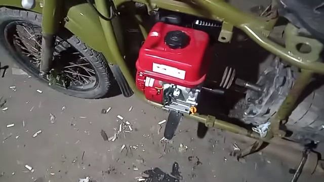 Трёх калёсный Урал с двигателем от мотоблока смотреть онлайн