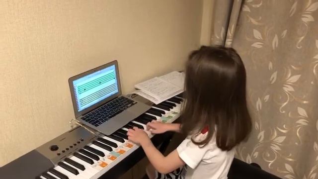 Liza. Чтение нот с листа на 4 презентации "Tom, Tom, the Pipers Son" смотреть онлайн