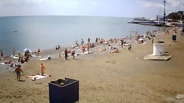 Вебкамера "Центральный пляж". Запись 07.06.2016 11:00:02 смотреть онлайн
