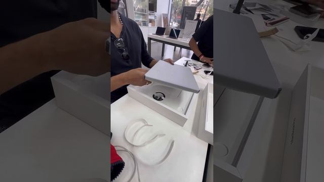 Apple MacBook Pro 2023 (M3 Pro, 14.2 Inch, 18GB, 512GB, MacOS, Space Black)