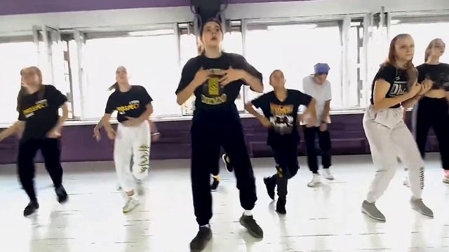 #CLASSDAY. 25.10.2020 | Choreo by: Y.Maslakova Music : Rae Sremmrd смотреть онлайн