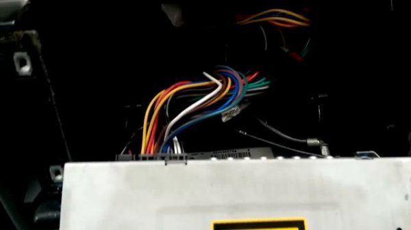 Chrysler Dodge Grand Voyager Caravan 2004 (2001-2007) Radio Removal