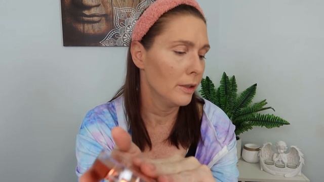 Mystery Beauty box unboxing and first impressions try on. No filter. Cosmetic Capital $50 pink box смотреть онлайн