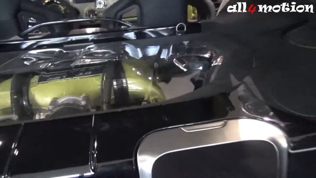 Porsche Cayman GT4 RS 3.8 Interior & Exterior @ Retro Classics 2016 смотреть онлайн