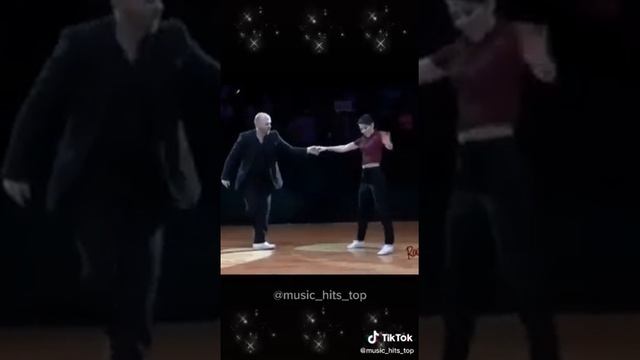 ТАНЦЫ!???(2) смотреть онлайн