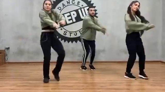 Мехрнигори Рустам - Брейк Данс 2020 | Ракси нав | Mehrnigori Rustam 2020 смотреть онлайн