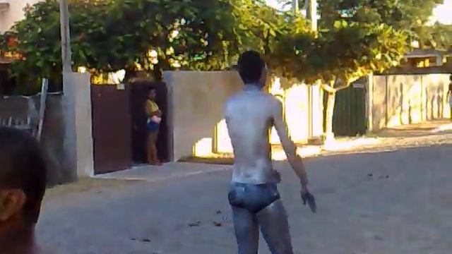 Fred Mercury no Carnaval 2 смотреть онлайн