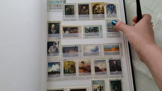 Коллекция марок. Хобби в детстве. Голубой Маврикий.