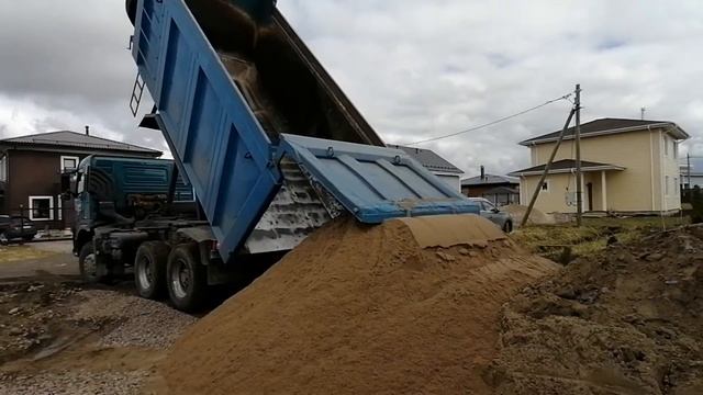 Привезли замену песка справа песок с глиной смотреть онлайн