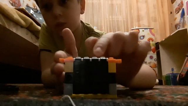 Как сделать машинку из лего