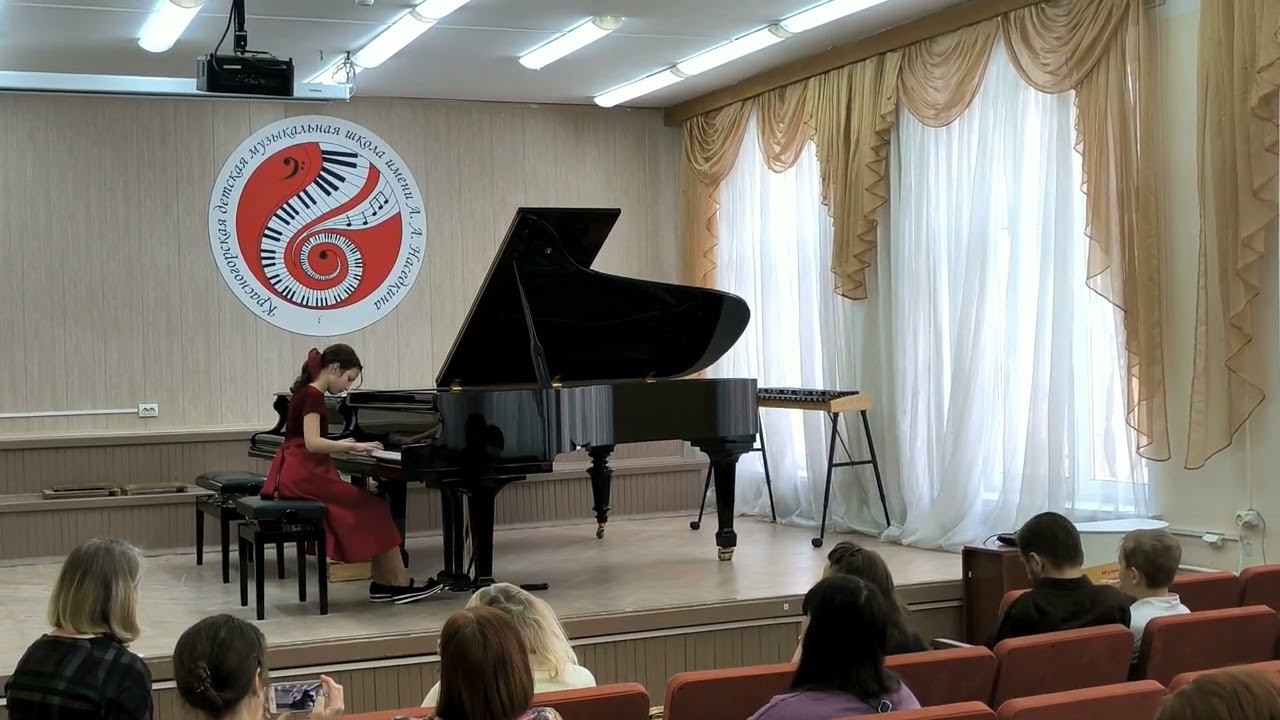 Г.Свиридов - "Прелюдия" g-moll, Р.Котляровский-"Токкатина" C-dur. Исп. Александрова Арина (3 класс) смотреть онлайн