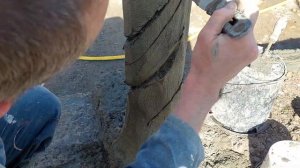 Оформление клумбы, декоративная лиана из АРТ бетона.