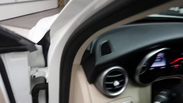 2015 Mercedes-Benz C 300 4MATIC® - For Sale P14530 смотреть онлайн