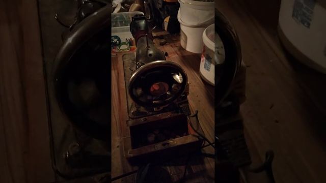 Швейная машинка ПМЗ смотреть онлайн