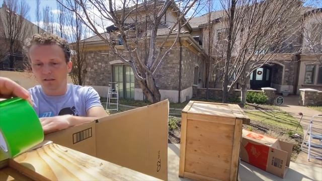 Lego vs Box Fort Building Challenge! смотреть онлайн