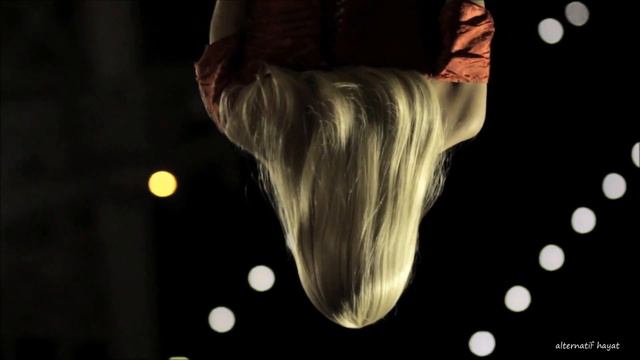 Enigma Sitting on the Moon 1080p смотреть онлайн