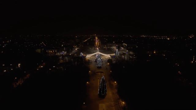 Самая красивая ёлка в Украине Кременчуг 2017/2018 смотреть онлайн