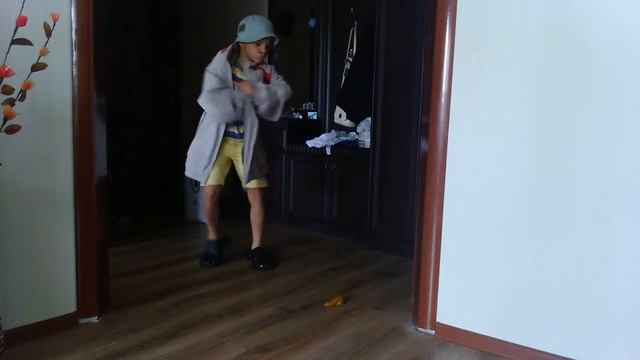 ПРИКОЛ С КАКАШКОЙ........ ПРИКОЛ НАД РОДИТЕЛЯМИ смотреть онлайн