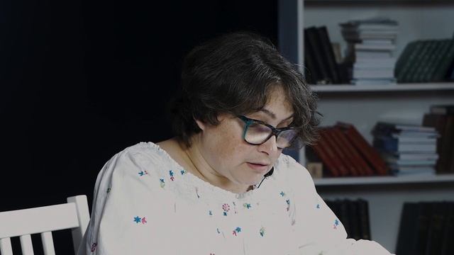 Poetry Books с Евгенией Вежлян | Обзор книги Галы Пушкаренко 