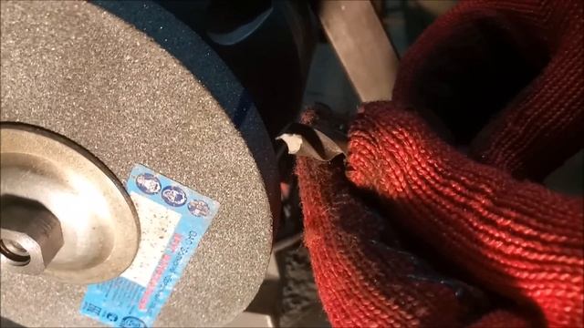 Простой способ заточить сверло смотреть онлайн