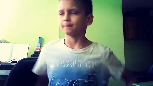 Короче говоре мой брат зобрал футбольный мяч смотреть онлайн