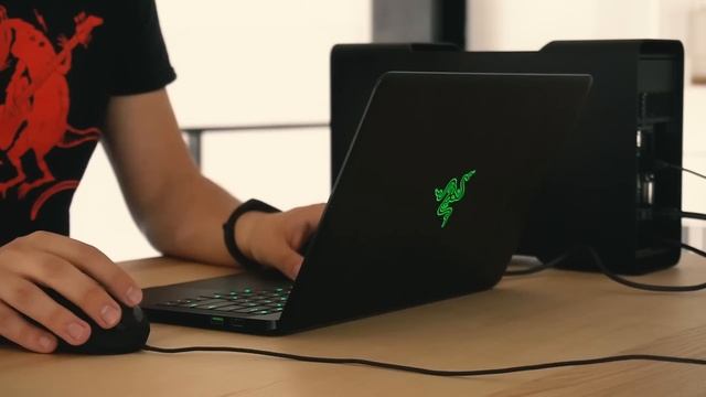 Razer Blade Stealth и Core V2 са сбъдната мечта (видео ревю) смотреть онлайн