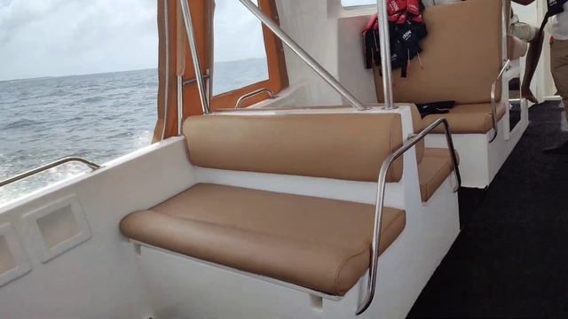 Maldives. На катере до острова. Adaran Select Meedhupparu. Мальдивы острова. 4K Ultra HD 3840 x 216 смотреть онлайн