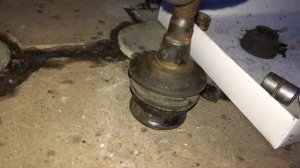 Стук спереди subaru