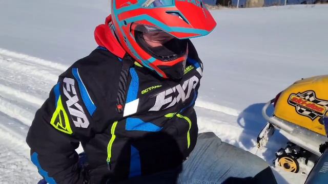 MXZ 800 vs SXR 700..Which one's faster? смотреть онлайн
