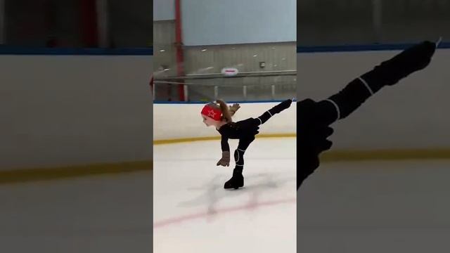 Ласточка на коньках 5лет 8мес смотреть онлайн