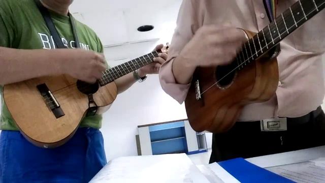 For baby short version ukulele duet смотреть онлайн