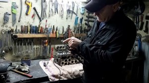 Самодельный съемник ВАЗовских сальников клапанов.