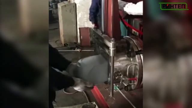 Вакуумный тестомес для силикона, резины с винтовой разгрузкой смотреть онлайн