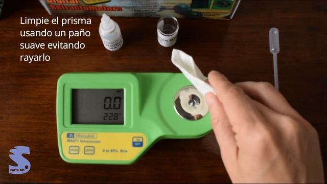 Calibración y uso de refractómetro marca Milwaukee MA871 смотреть онлайн