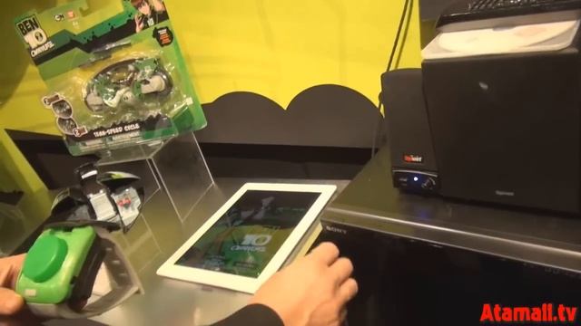 Ben 10 Omni-Link Omnitrix New York Toy Fair 2013 смотреть онлайн