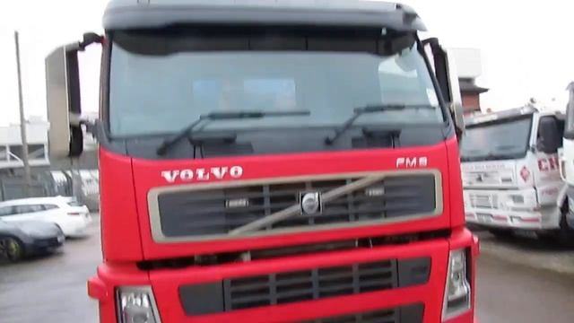 VOLVO 6X4 STEEL BODY TIPPER смотреть онлайн