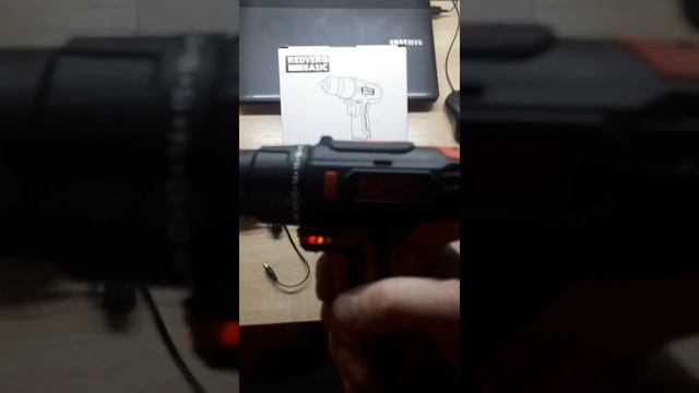 Обзор шуруповерта REDVERG BASIC SD10L/1 смотреть онлайн