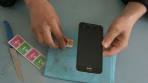 Как снять защитное стекло с экрана телефона? Снимаем старое и наклеиваем новое защитное стекло